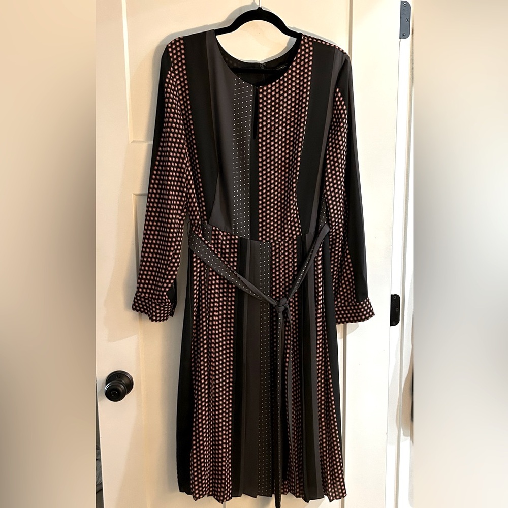Ann Taylor dress size 18 beautiful flower stripe pattern gray, black, pink